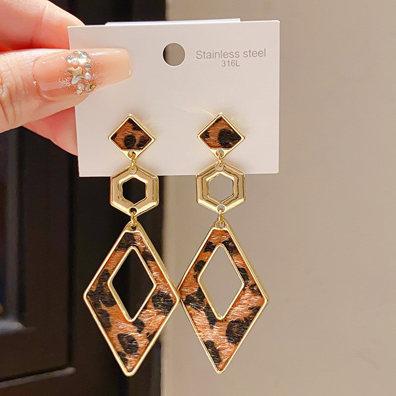 Vintage Leopard Heart Dangle Earrings
