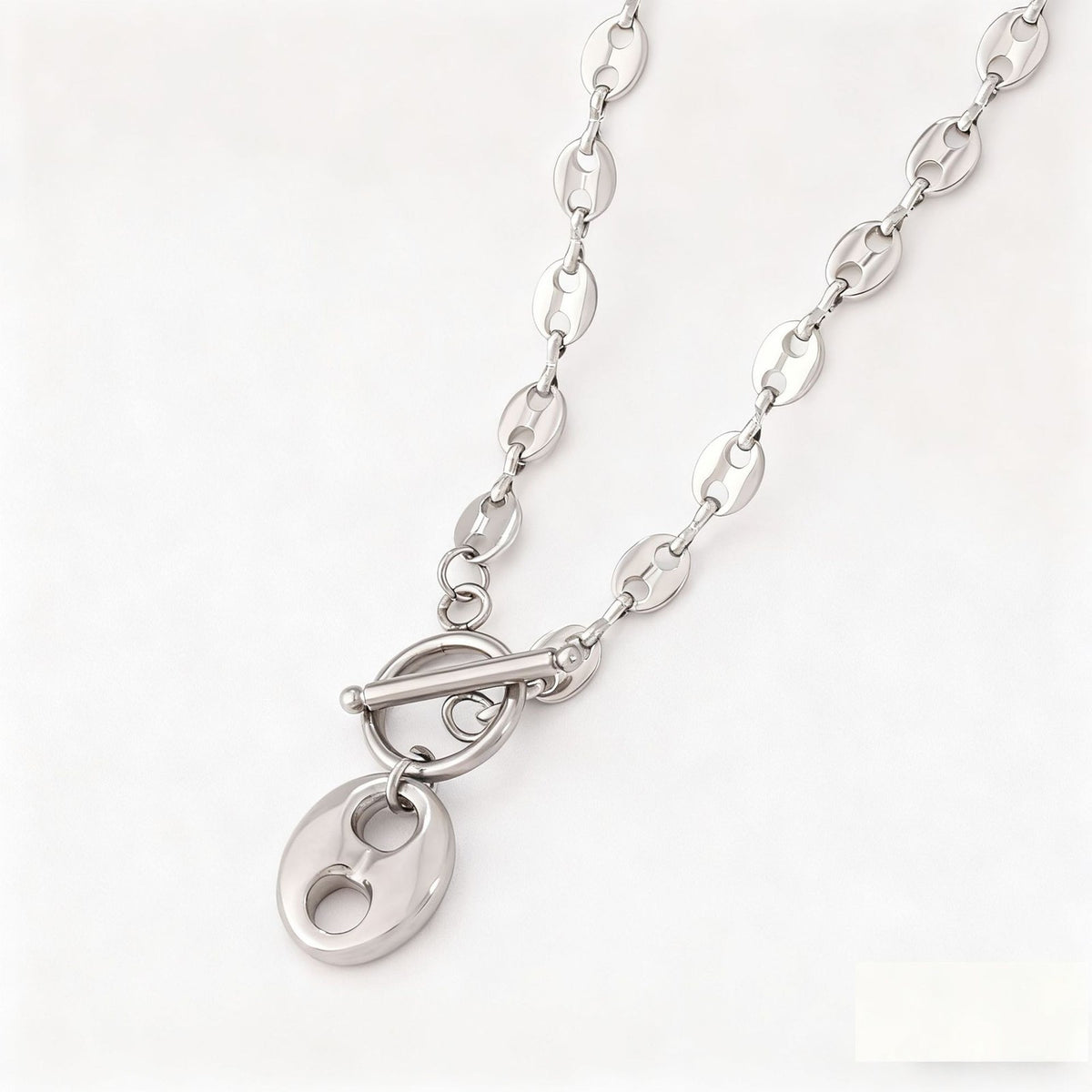 Classy Geometric OT Clasp Necklace