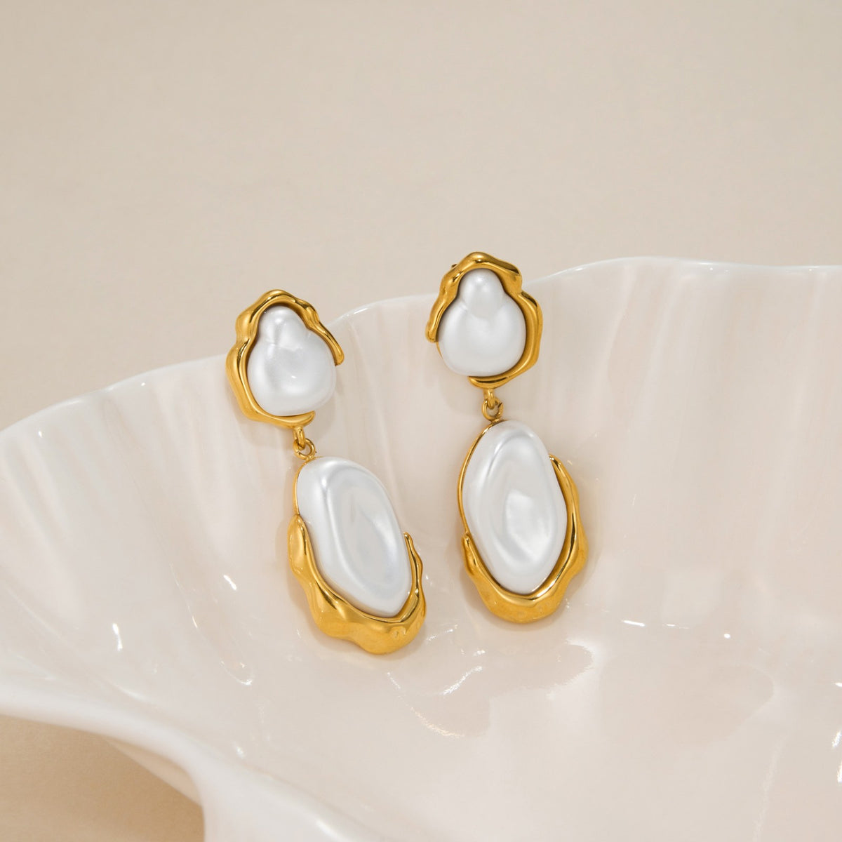 18k Classy Baroque Pearl Drop Earrings