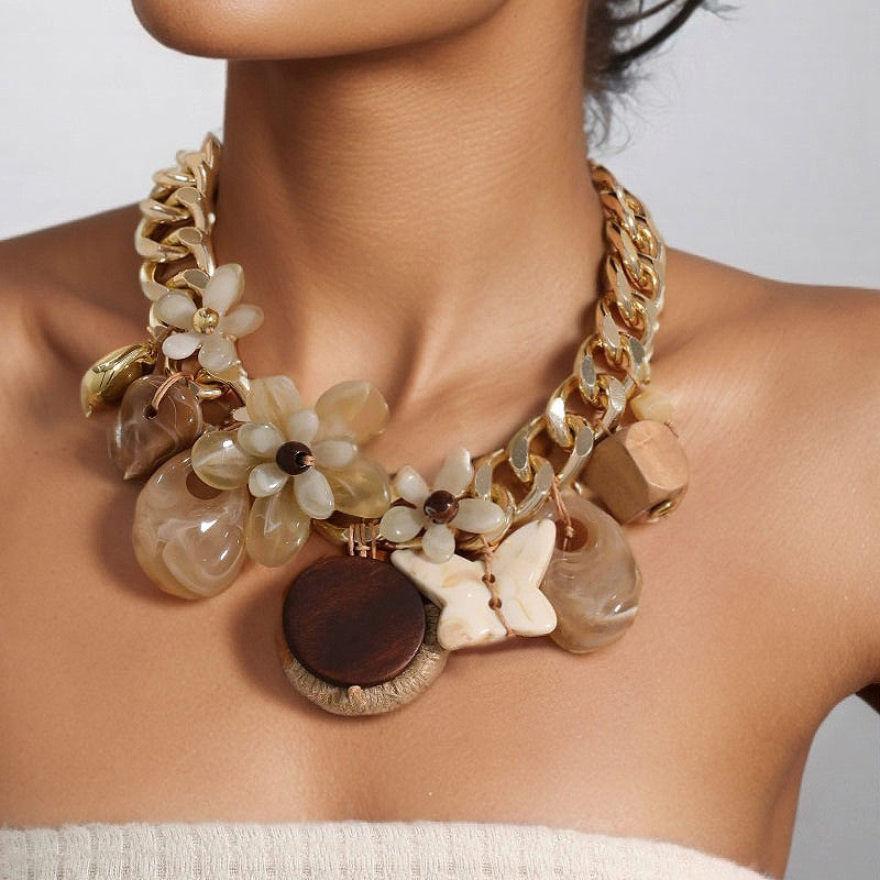 Classy Black Floral Resin Statement Necklace