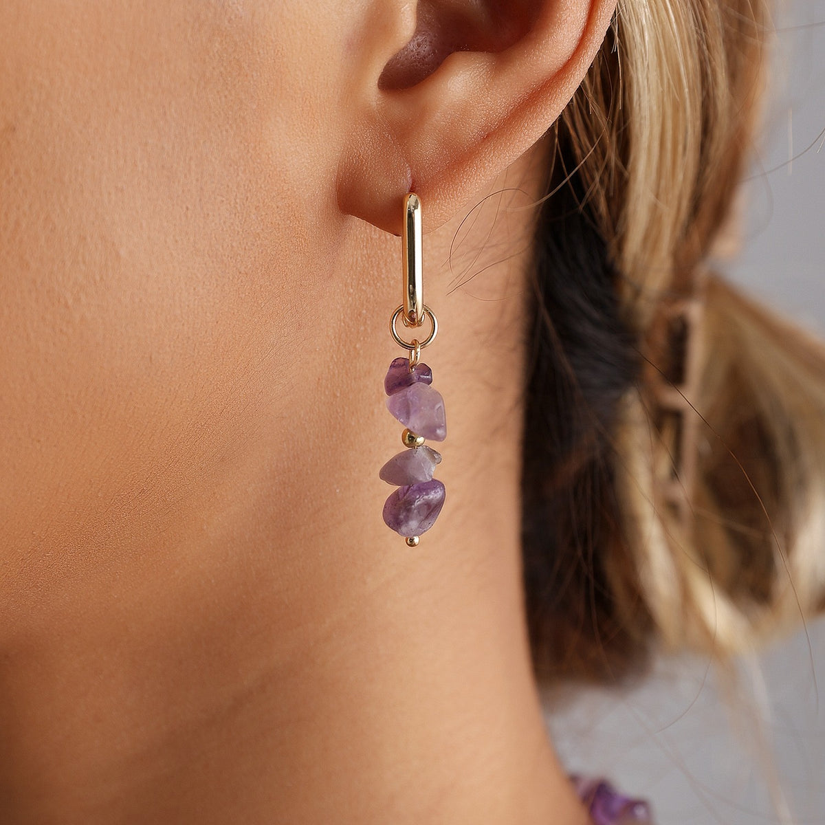 Classy Purple Stone Starburst Necklace & Earring Set
