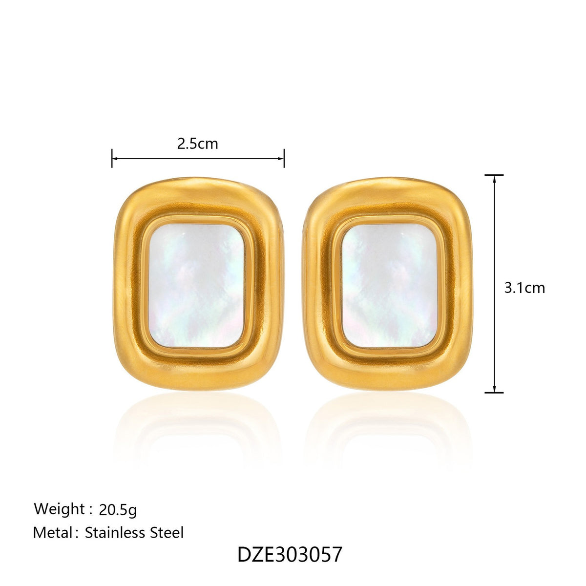 18k Vintage Shell Square Stud Earrings