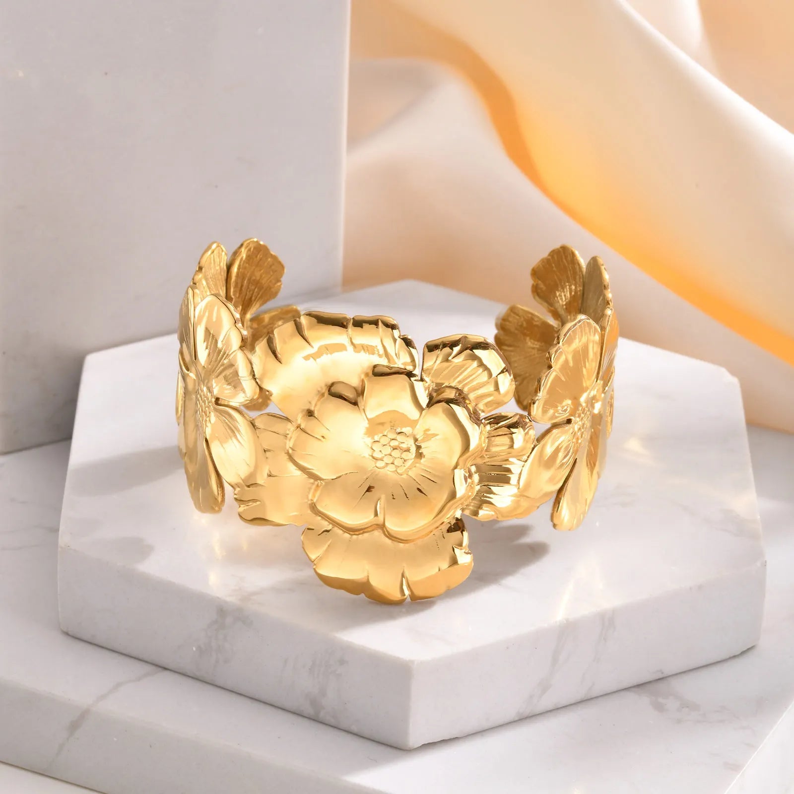 18k Floral Cuff Bangle Bracelets - Veinci