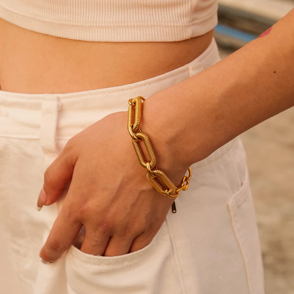 Chunky Multi Textured Paperclip Contrast Bracelet