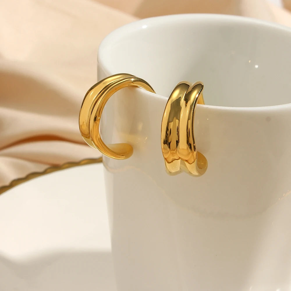 Minimal Textured Crevice Earrings