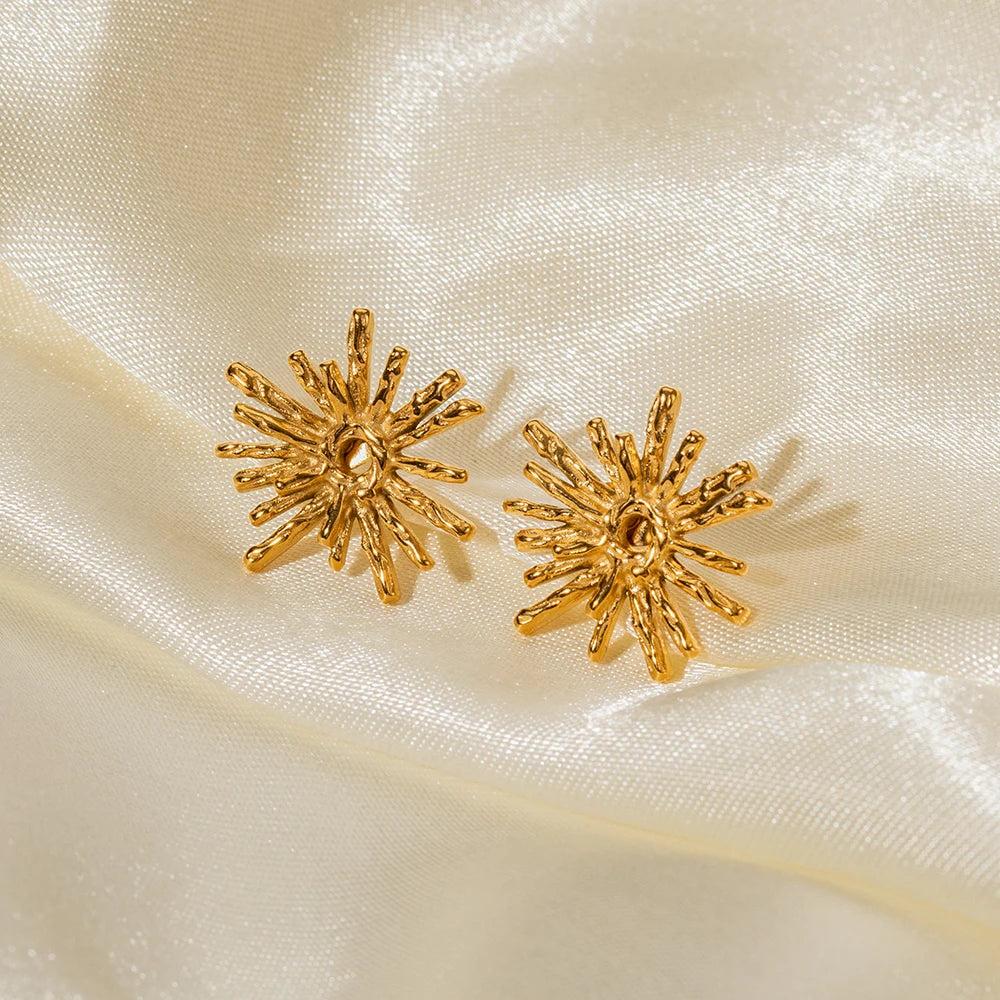 Dainty Radial Shine Stud Earrings