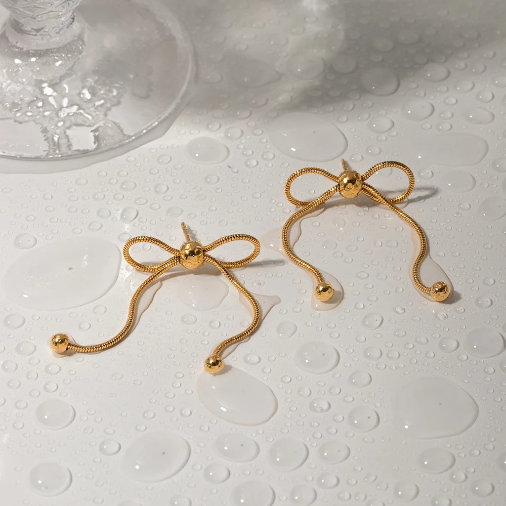 18k Dainty Feminine Chain Bow Earrings
