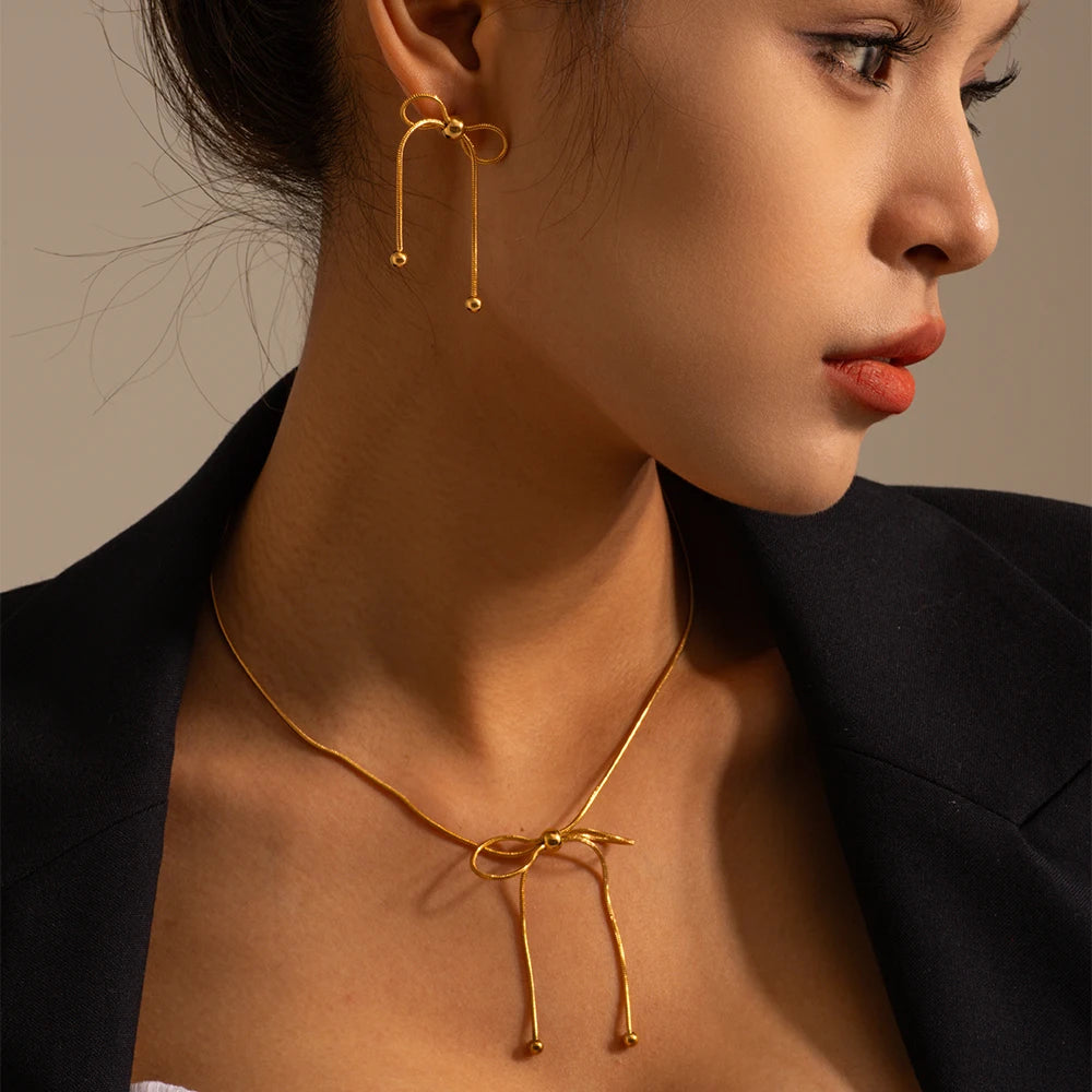 18k Dainty Feminine Chain Bow Earrings