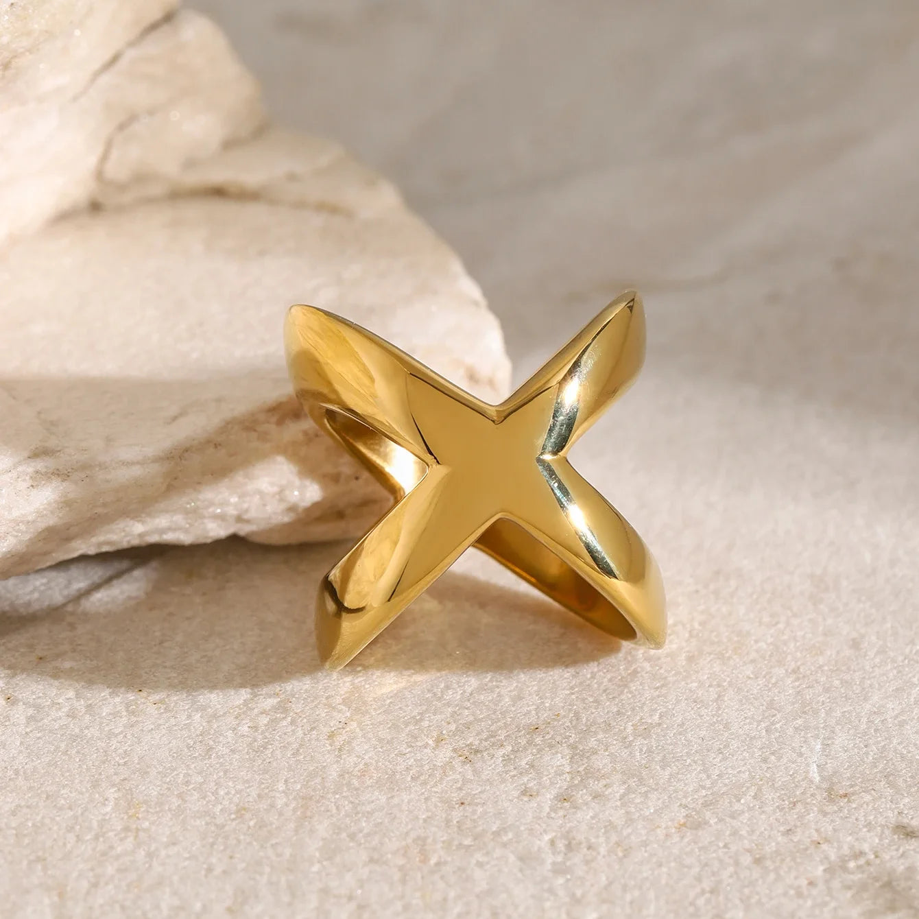 18k Classy Crossed Intersect Ring