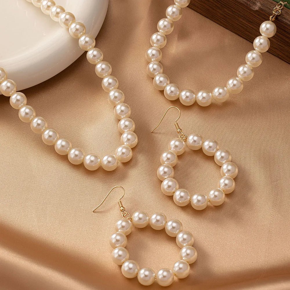 Classy Beaded Pearl Necklace, Bracelet, and Earring Set - Veinci