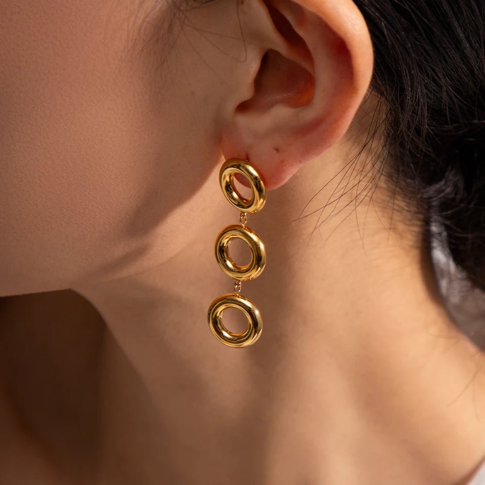 Classy O Rings Drop Earrings - Veinci