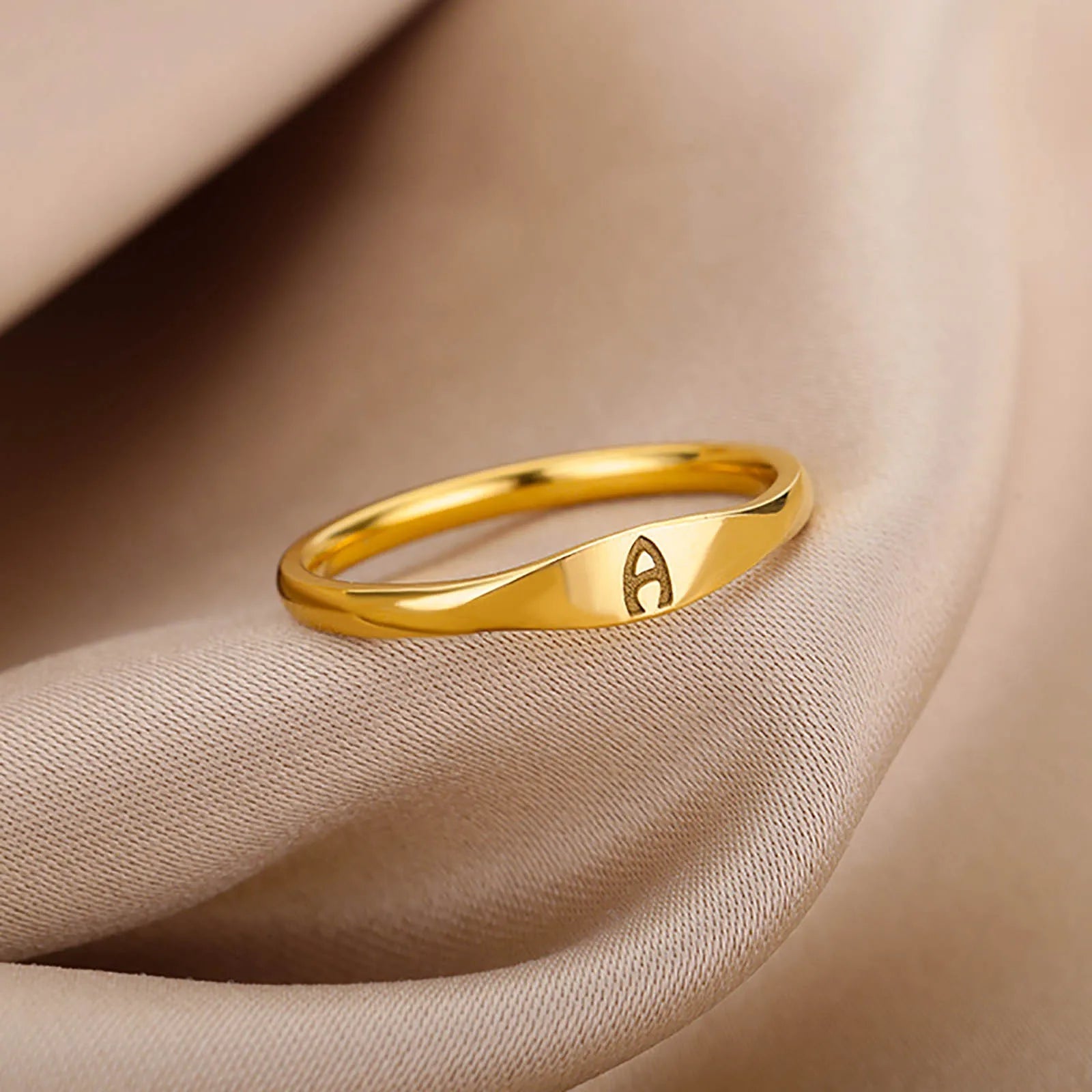 Dainty Thin Letter Initial Ring - Veinci