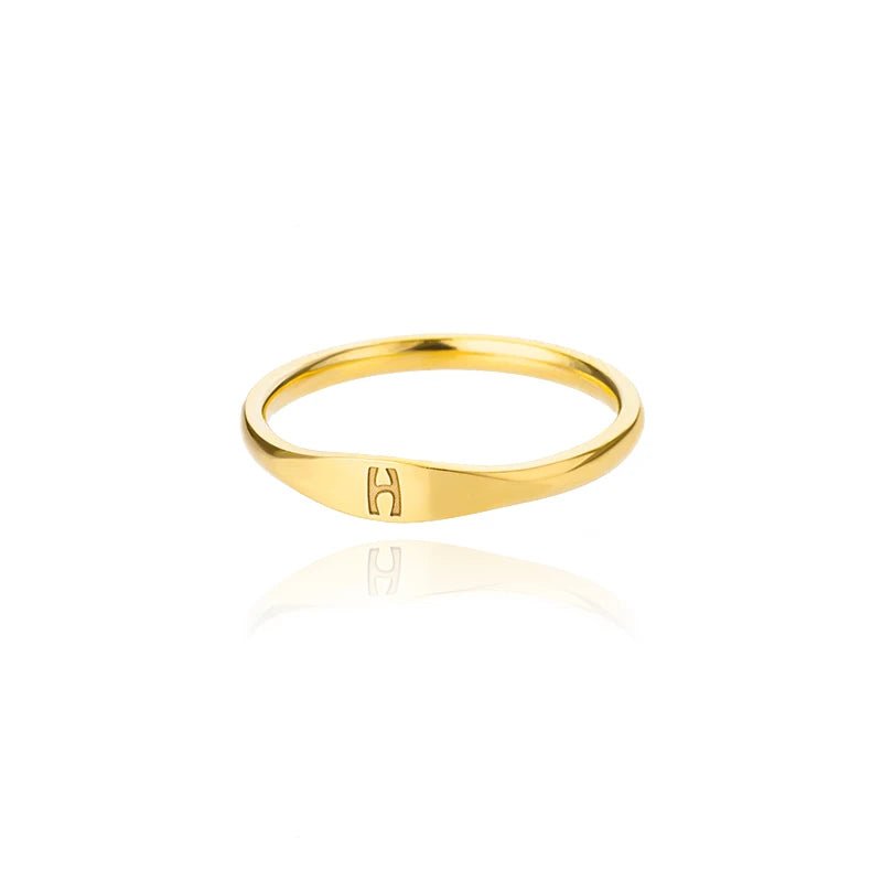 Dainty Thin Letter Initial Ring - Veinci