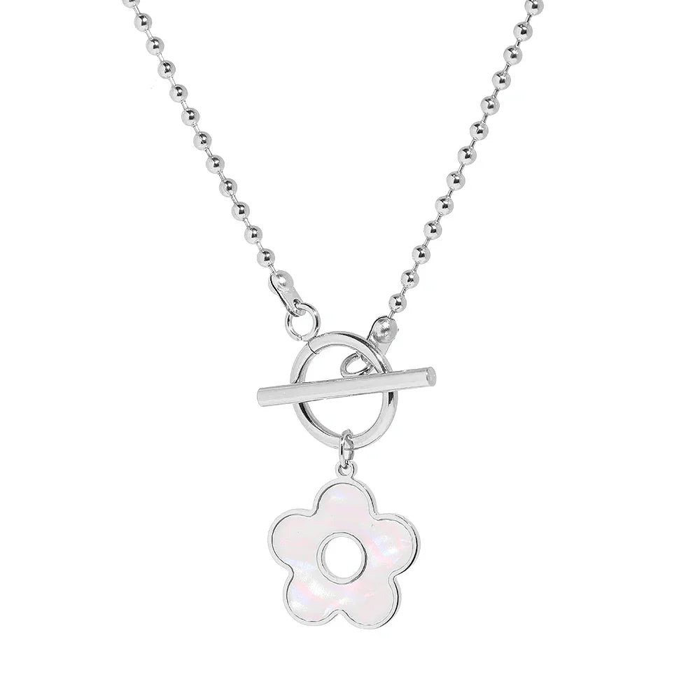 Floral Shell Open Clasp Necklace - Veinci