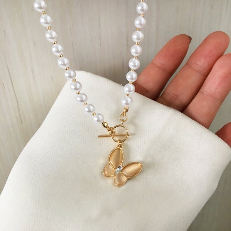 Gold Crystal Butterfly Clasp Choker Necklace - Veinci