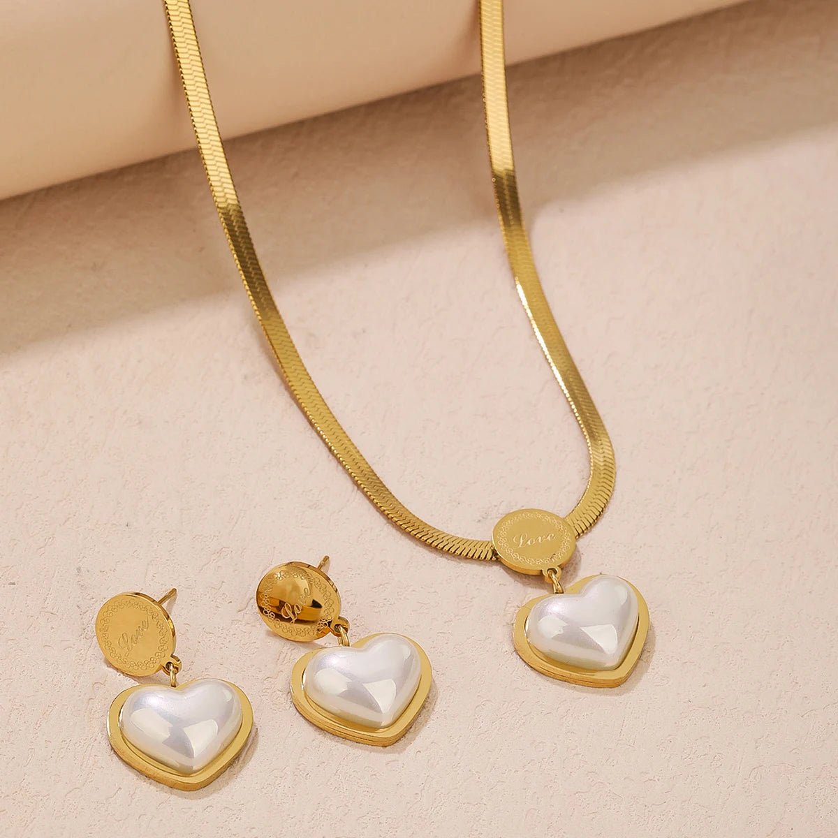 Herringbone Love Heart Necklace and Earrings Set - Veinci