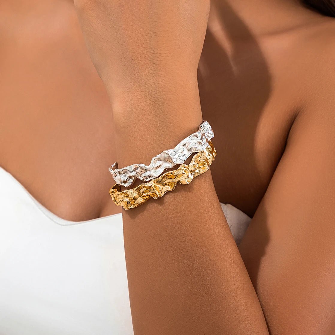 Irregular Crumbled Textured Bangle Bracelet - Veinci
