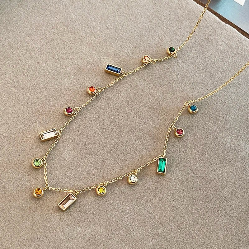 Scattered Dainty Crystals Choker Necklace - Veinci
