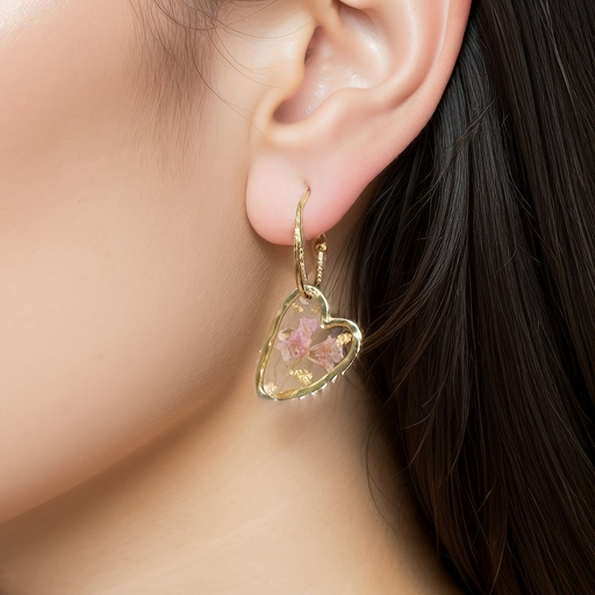 18k Romantic Resin Heart Hoop Earrings