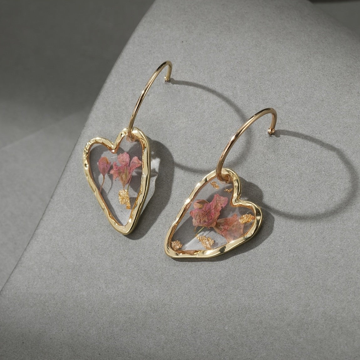 18k Romantic Resin Heart Hoop Earrings