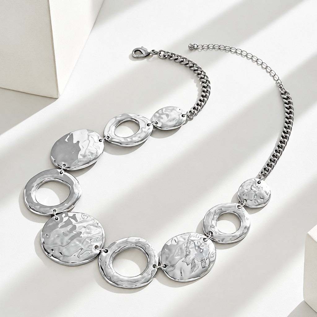 Elegant Hammered Geometric Collar Necklace