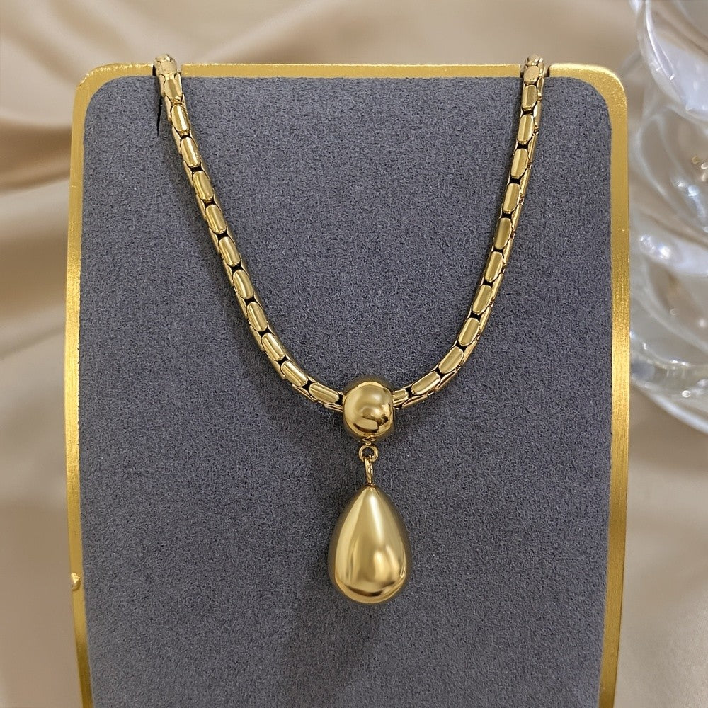 Classy Golden Water Drop Pendant Necklace