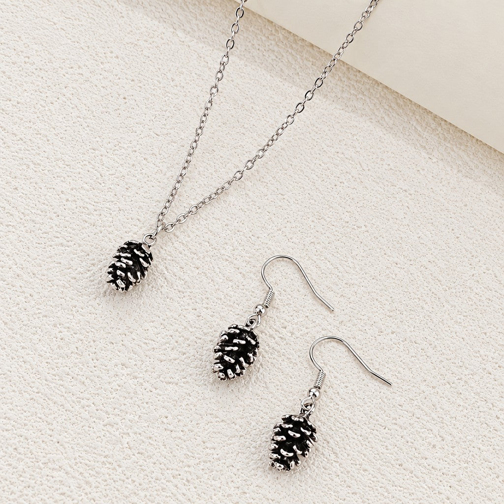 18k Vintage Pine Cone Necklace & Earring Set