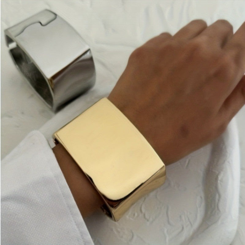 Classy Vintage Square Cuff Bracelet