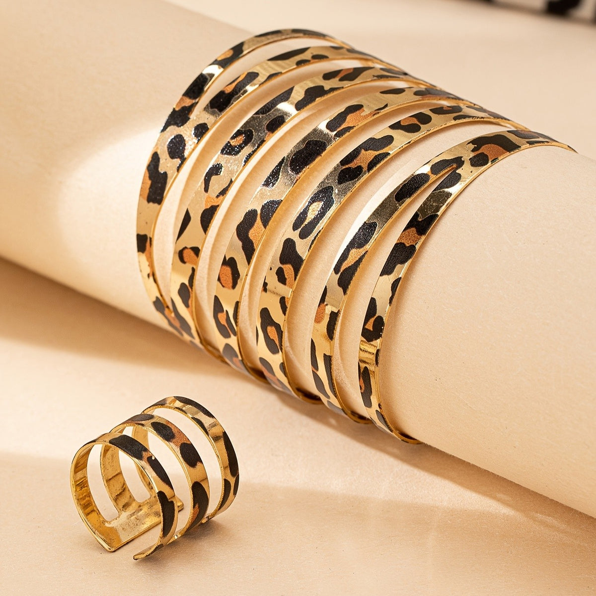 Classy Leopard Print Cuff Bracelet Set