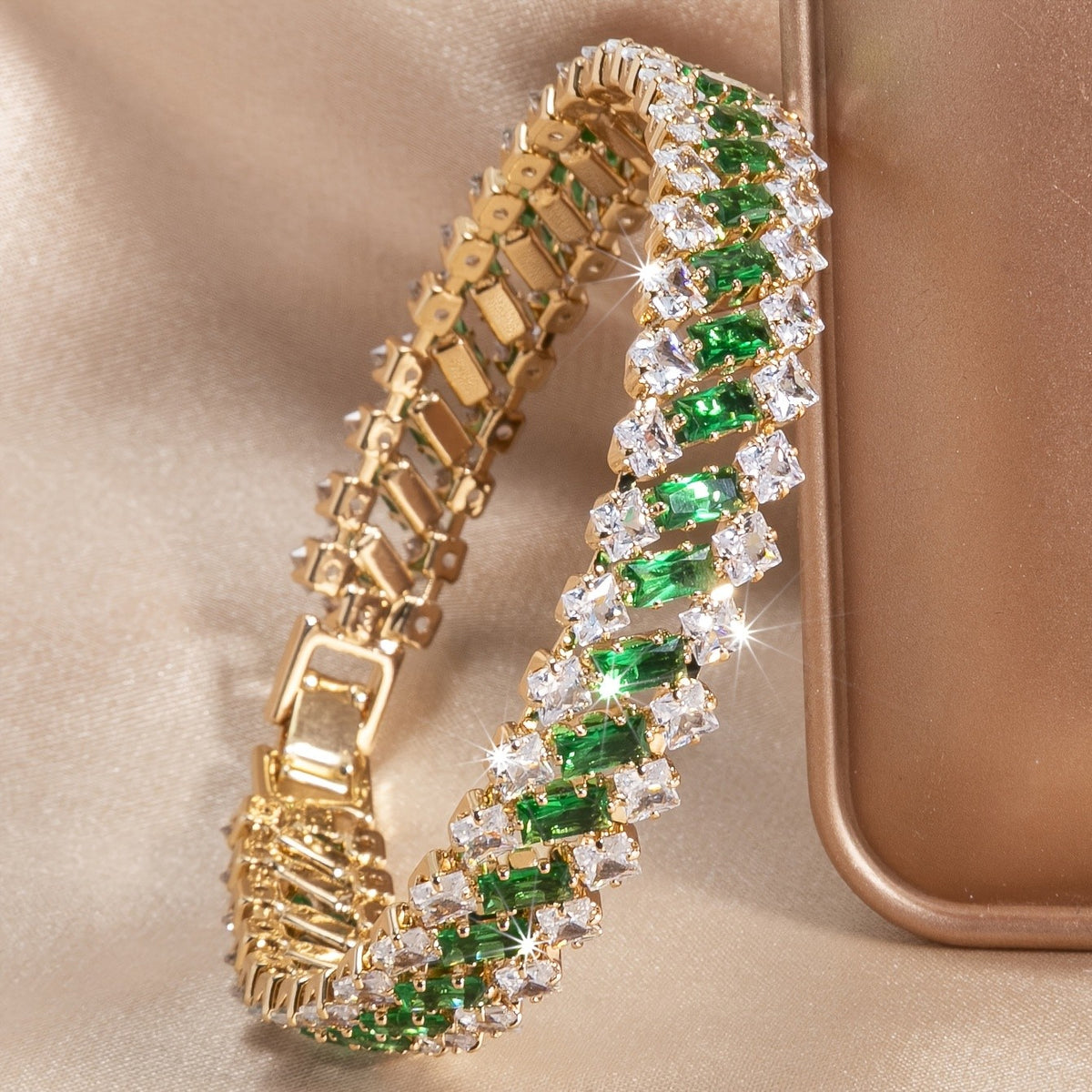 Elegant Geometric Zircon Bracelet