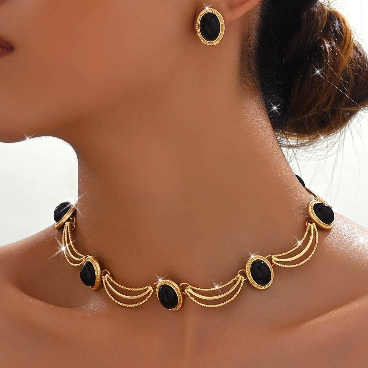 Elegant Black Oval Necklace and Earring Set