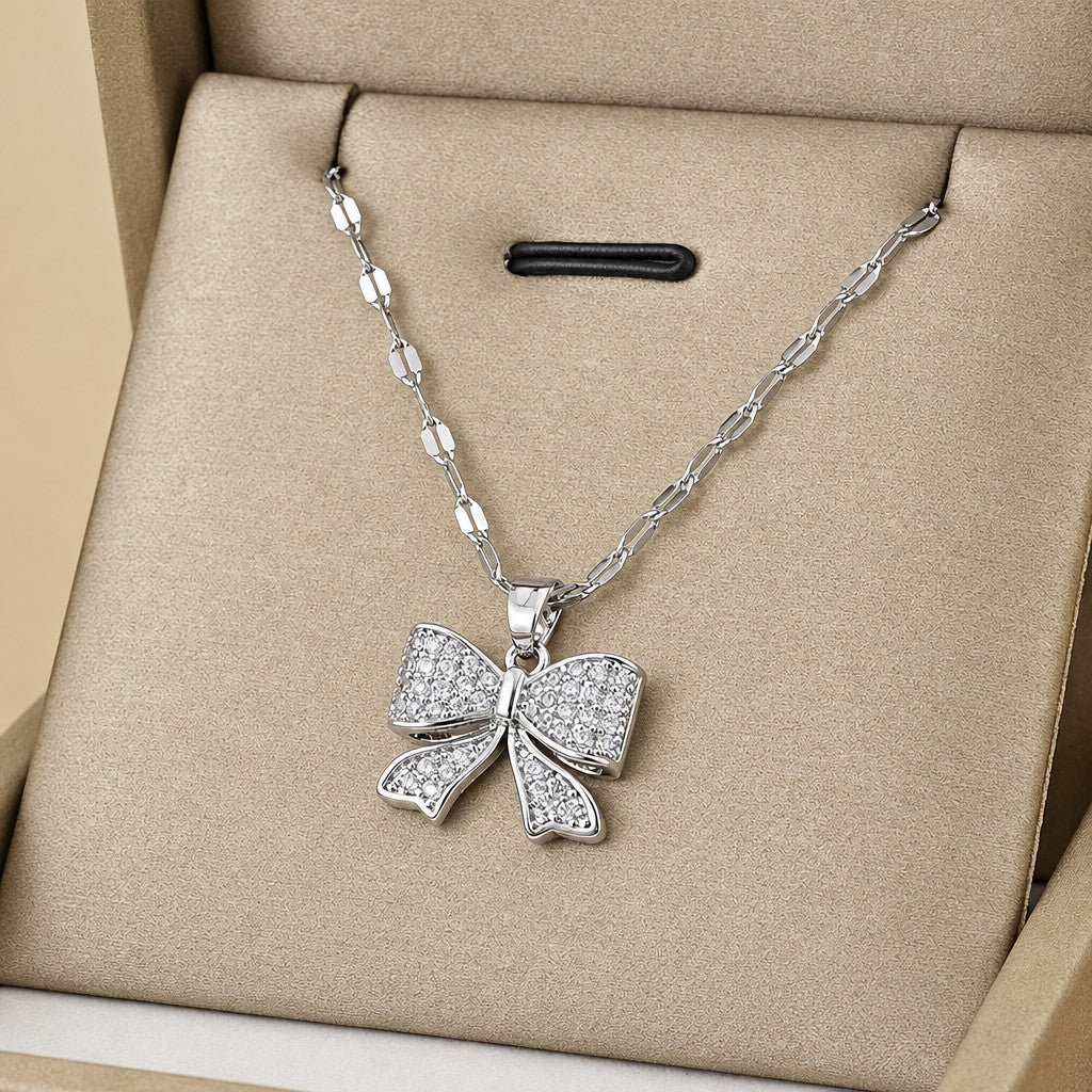 18k Elegant Zircon Bow Necklace