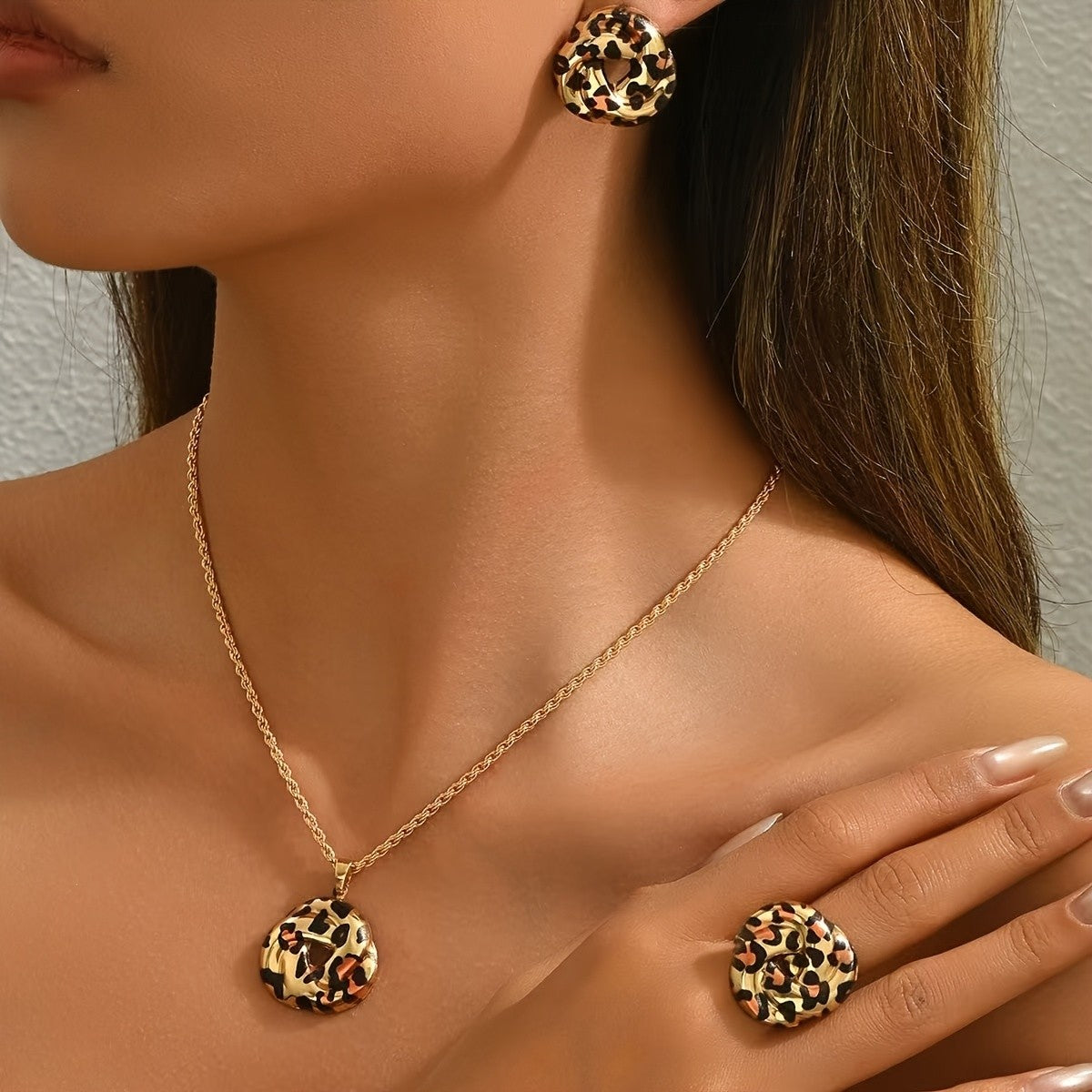 Classy Leopard Print Jewelry Set