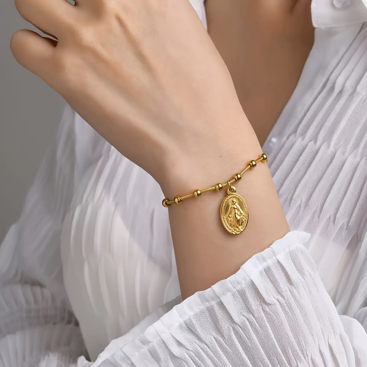 18k Vintage Religious Charm Bracelet