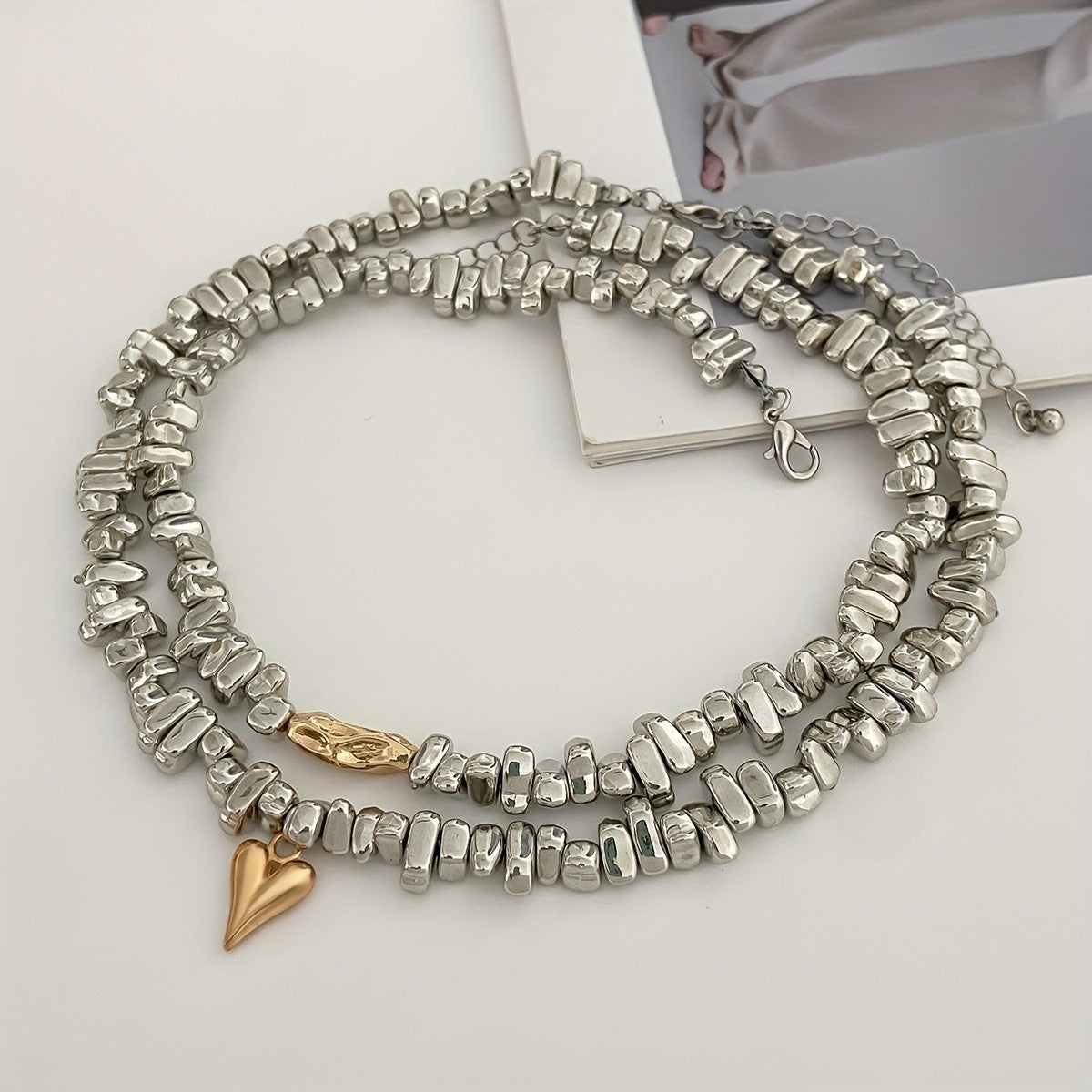 Retro Geometric Acrylic Choker Necklace