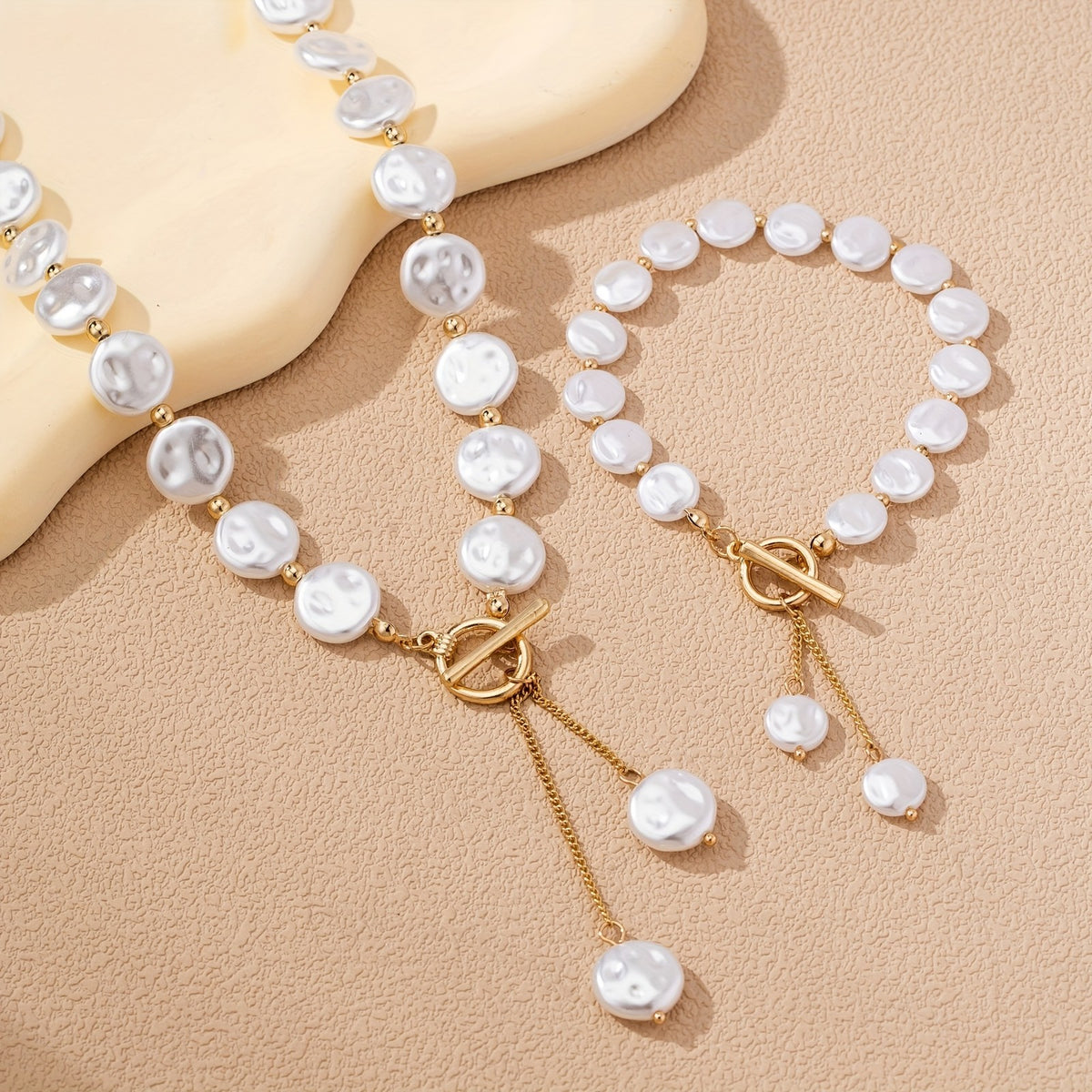 Elegant Faux Pearl Toggle Necklace Set