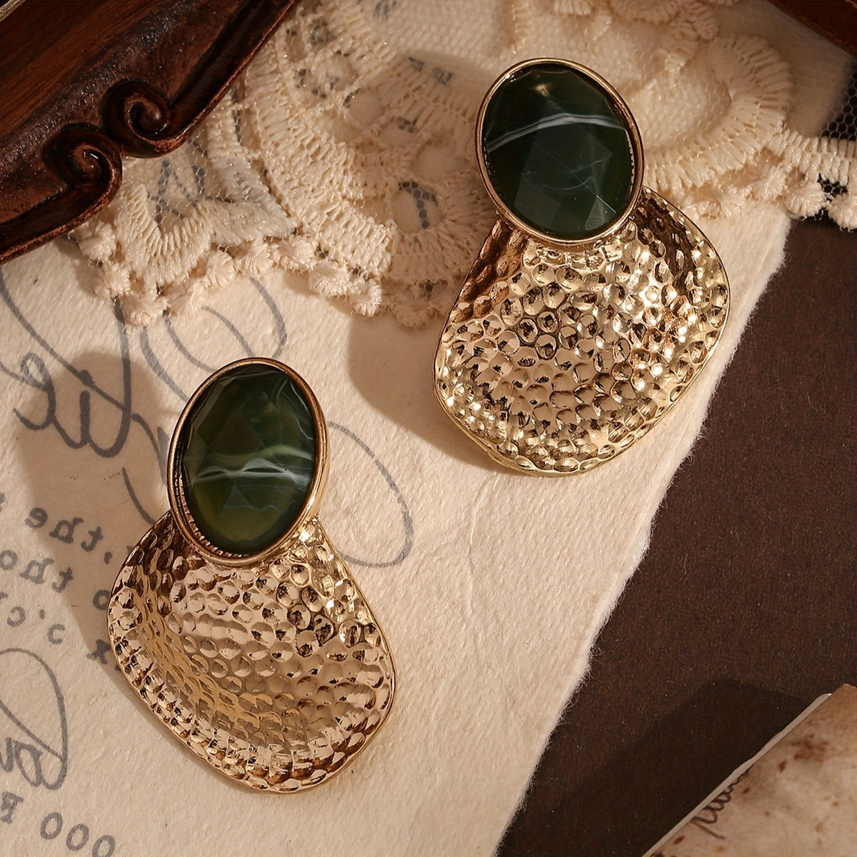 Elegant Green Stone Textured Drop Earrings
