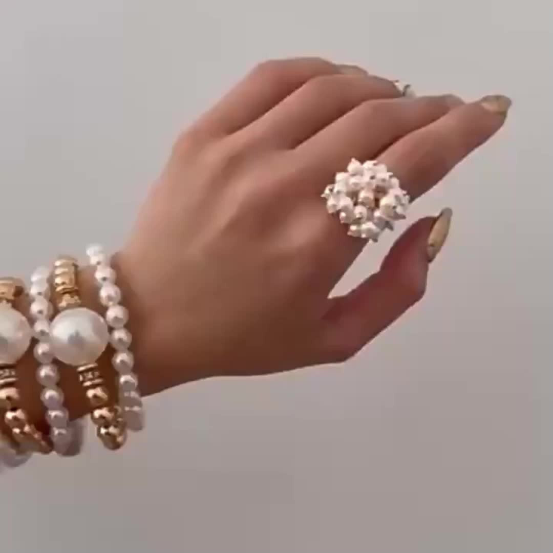 5pc Elegant Layered Pearl Bracelet Set