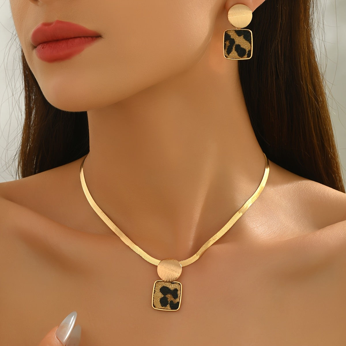 Elegant Leopard Print Jewelry Set
