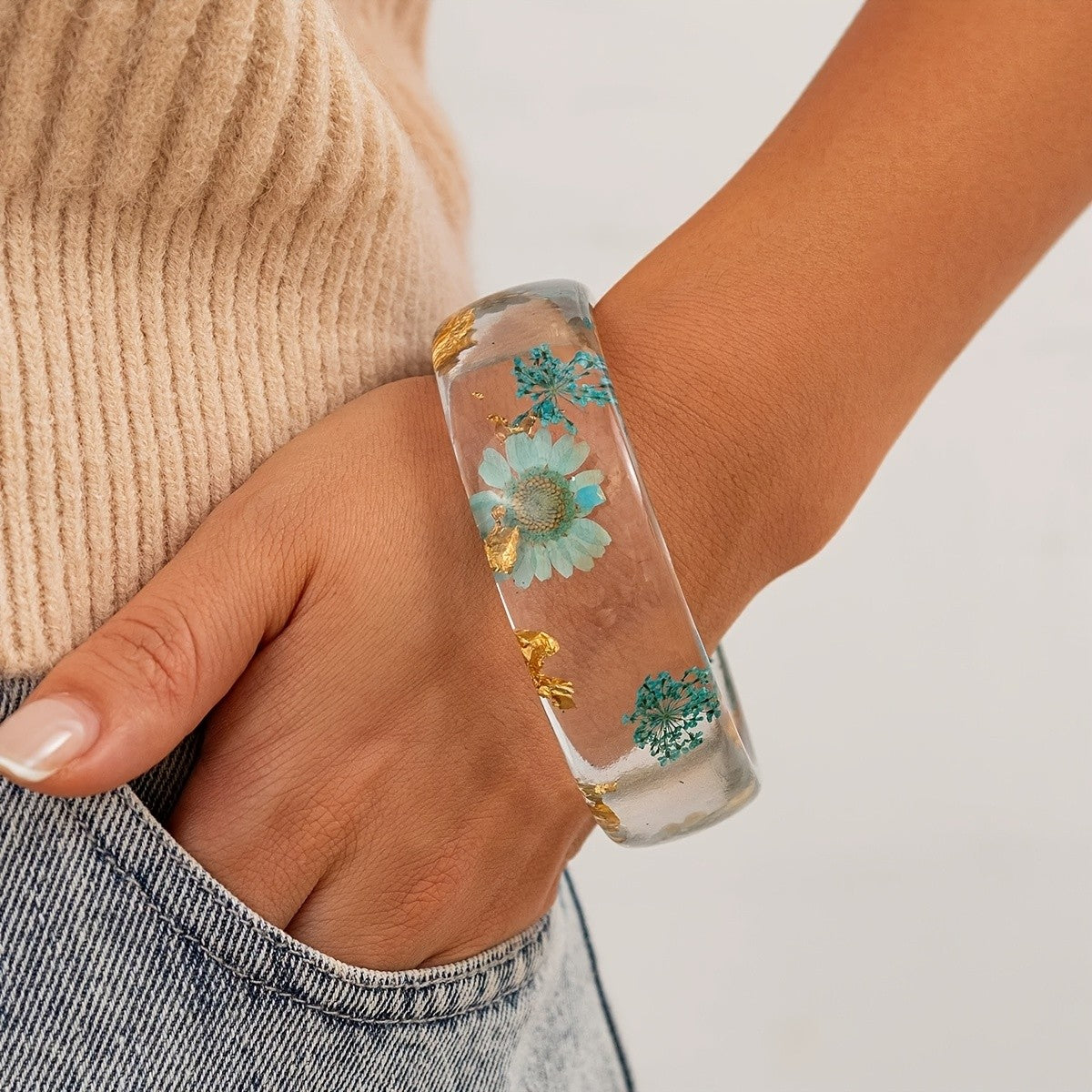 Boho Dried Flower Resin Bracelet