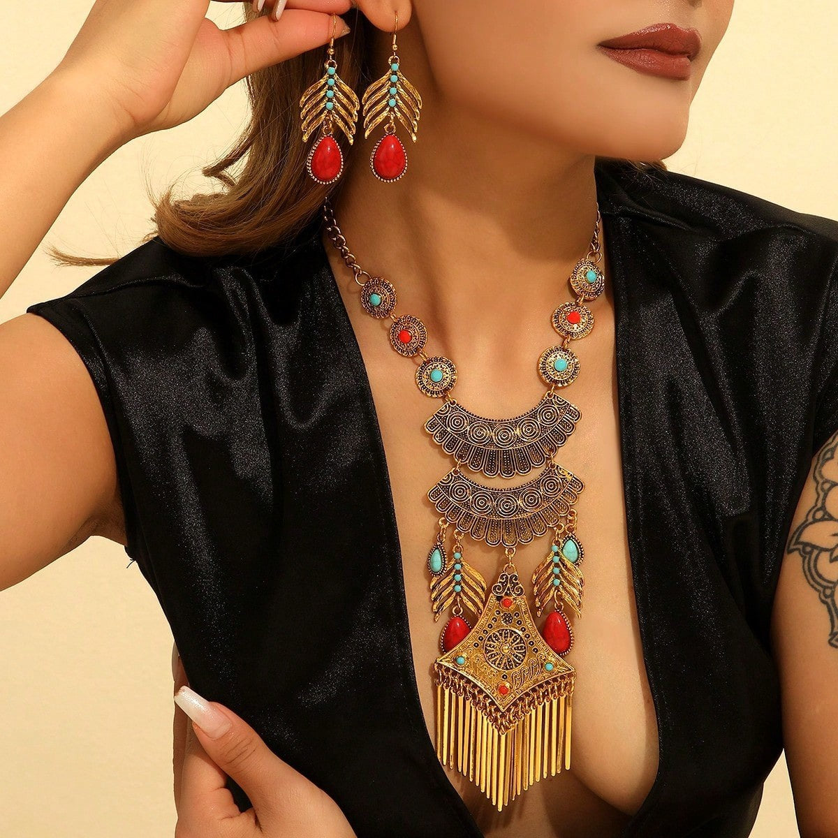 Boho Vintage Leaf Tassel Necklace & Earring Set
