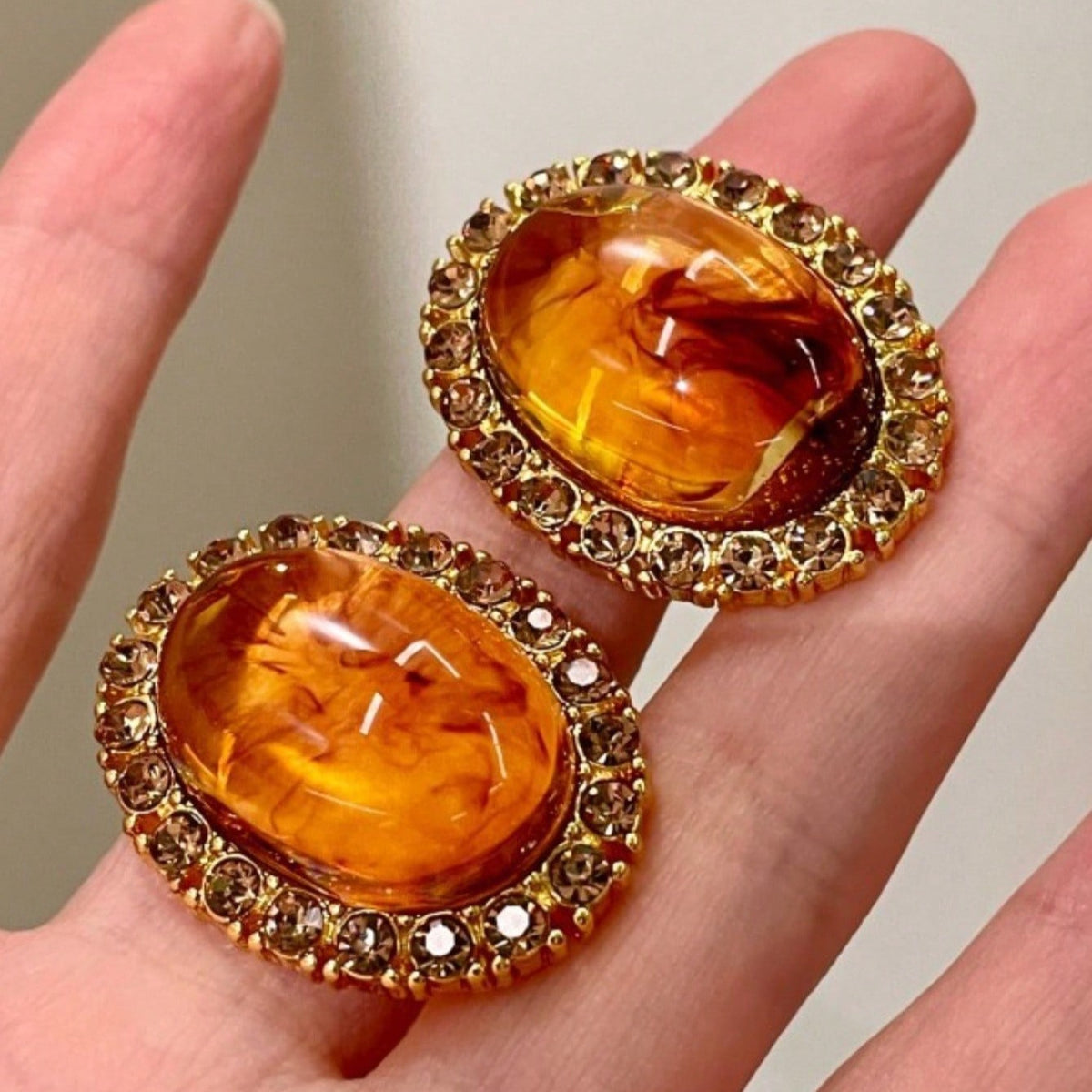 14k Vintage Marbled Amber Oval Earrings