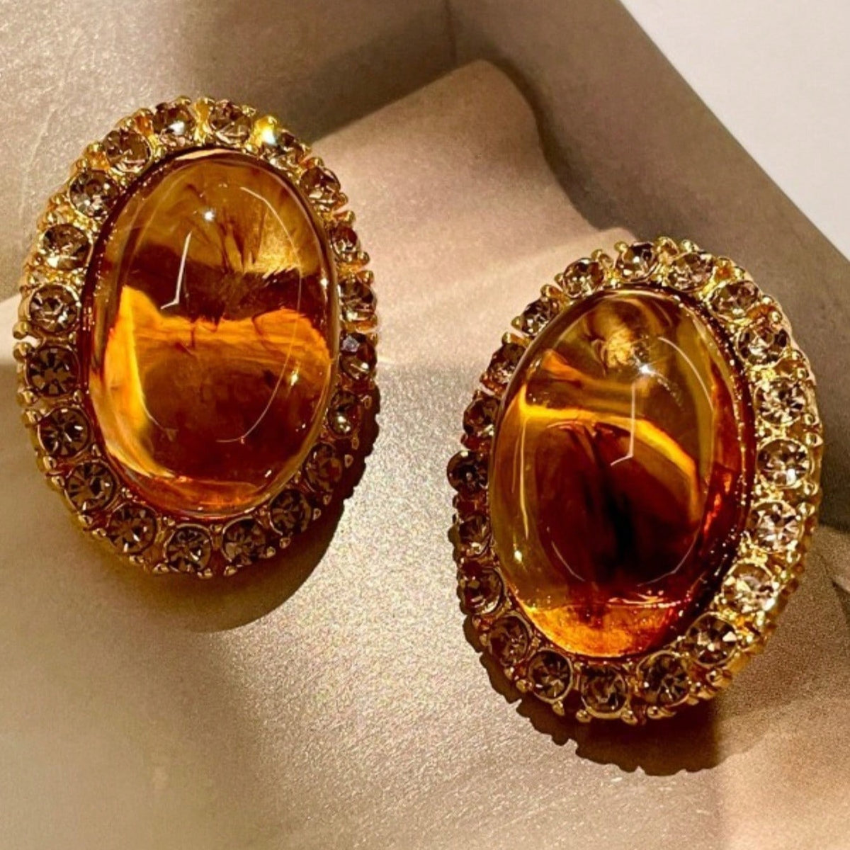14k Vintage Marbled Amber Oval Earrings
