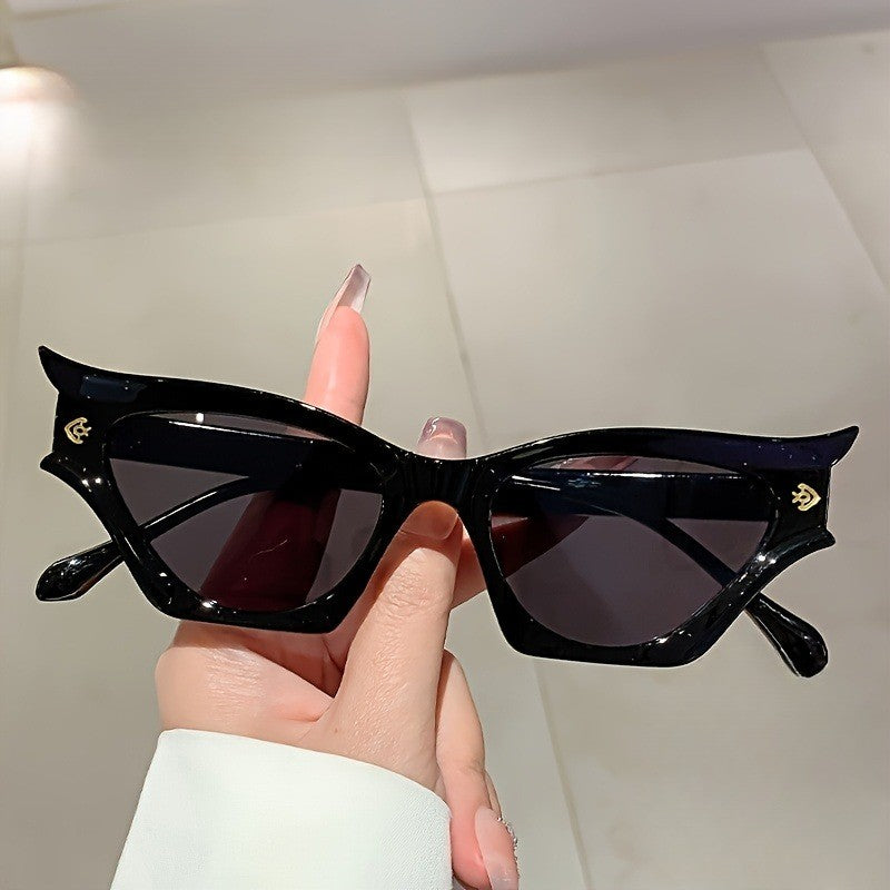 Classy Black Winged Cat Eye Sunglasses