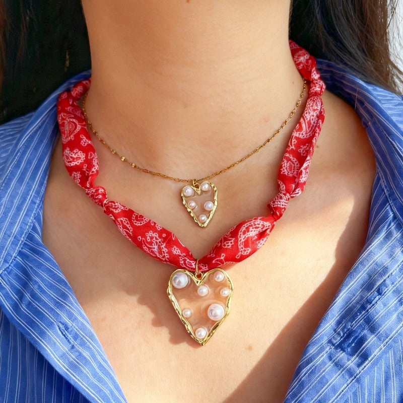 18k Romantic Resin Heart Scarf Necklace