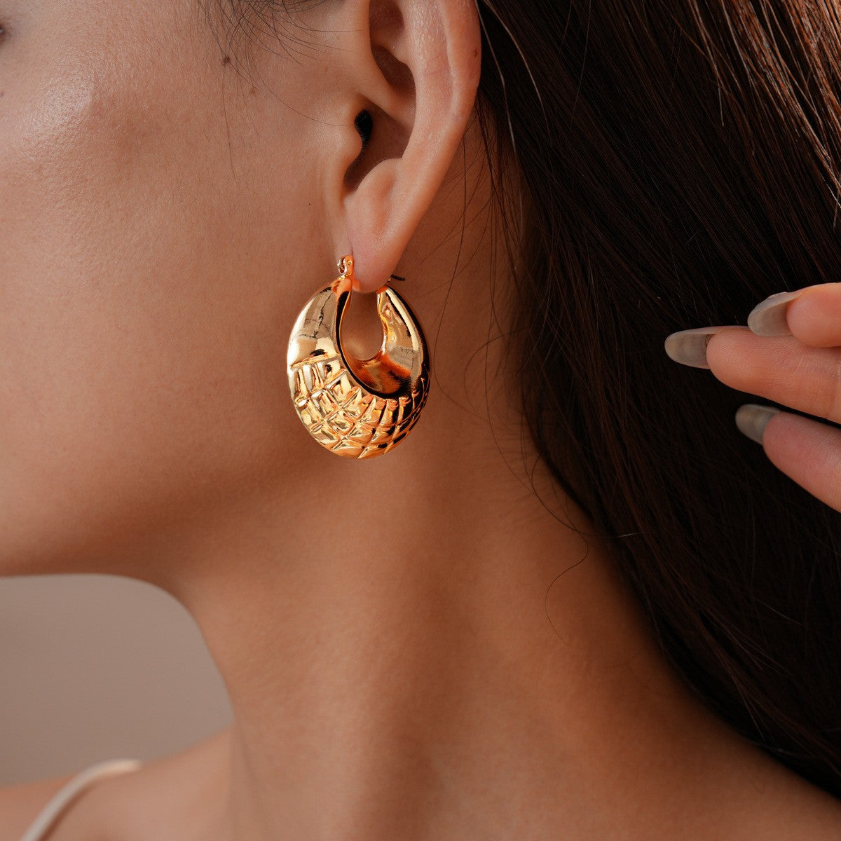 18k Vintage Geometric Textured Hoop Earrings