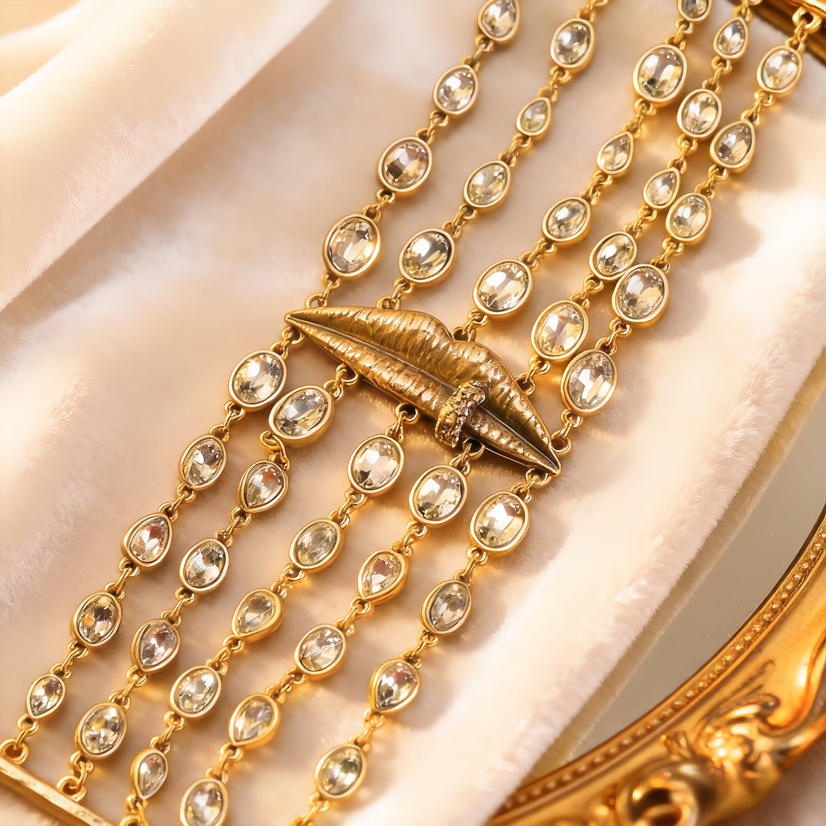 Vintage Inspired Multi-Layer Lip Motif Bracelet