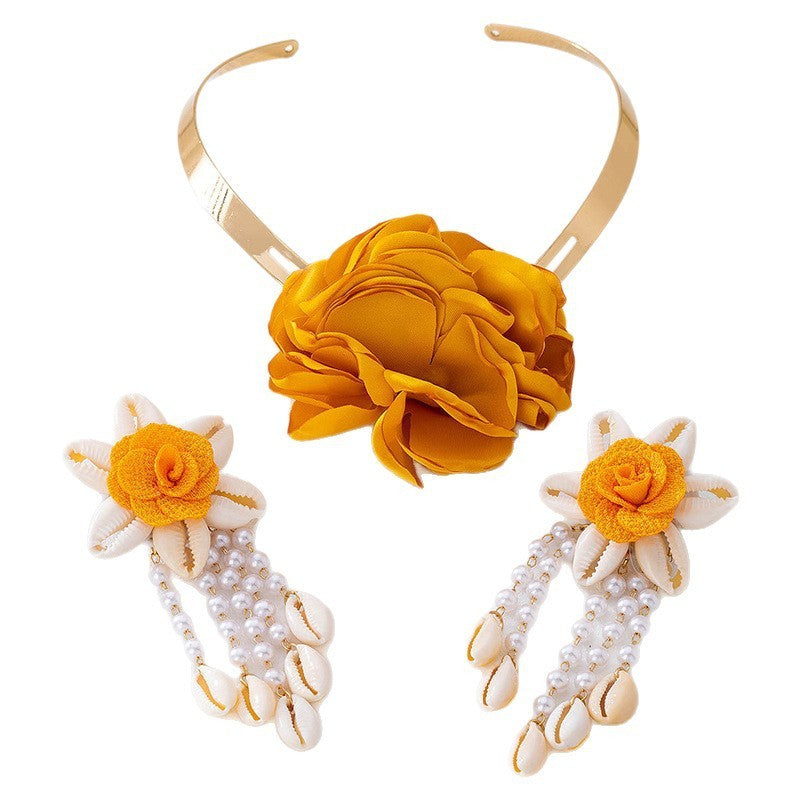 Boho Floral Shell Necklace & Earring Set