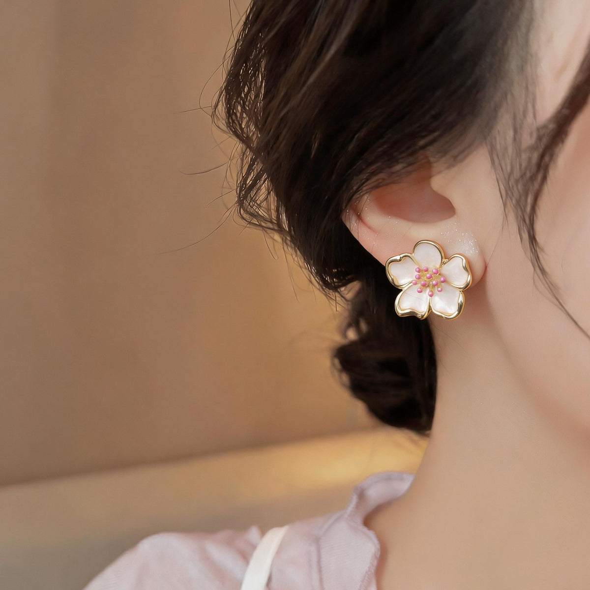 Dainty White Flower Stud Earrings