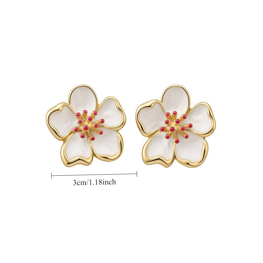 Dainty White Flower Stud Earrings